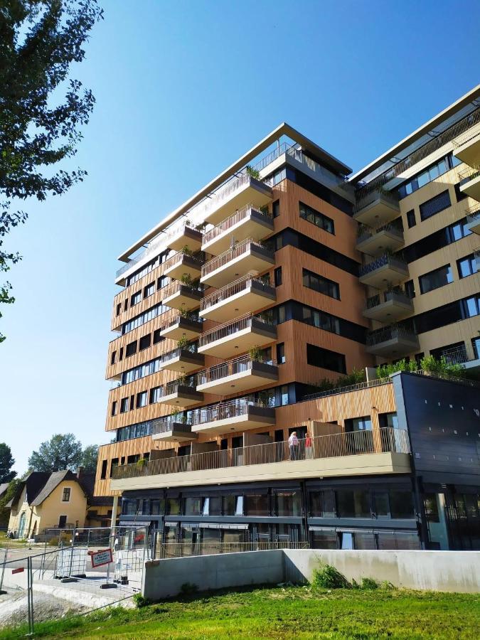 Panorama Apartment Vienna - Free Parking, Sauna & Fitness Zewnętrze zdjęcie